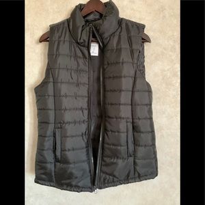 Rue 21 XL black puffer vest